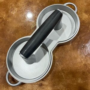 Crate&Barrel Double Burger Press
